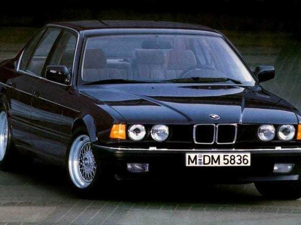 BMW Série 7 E32