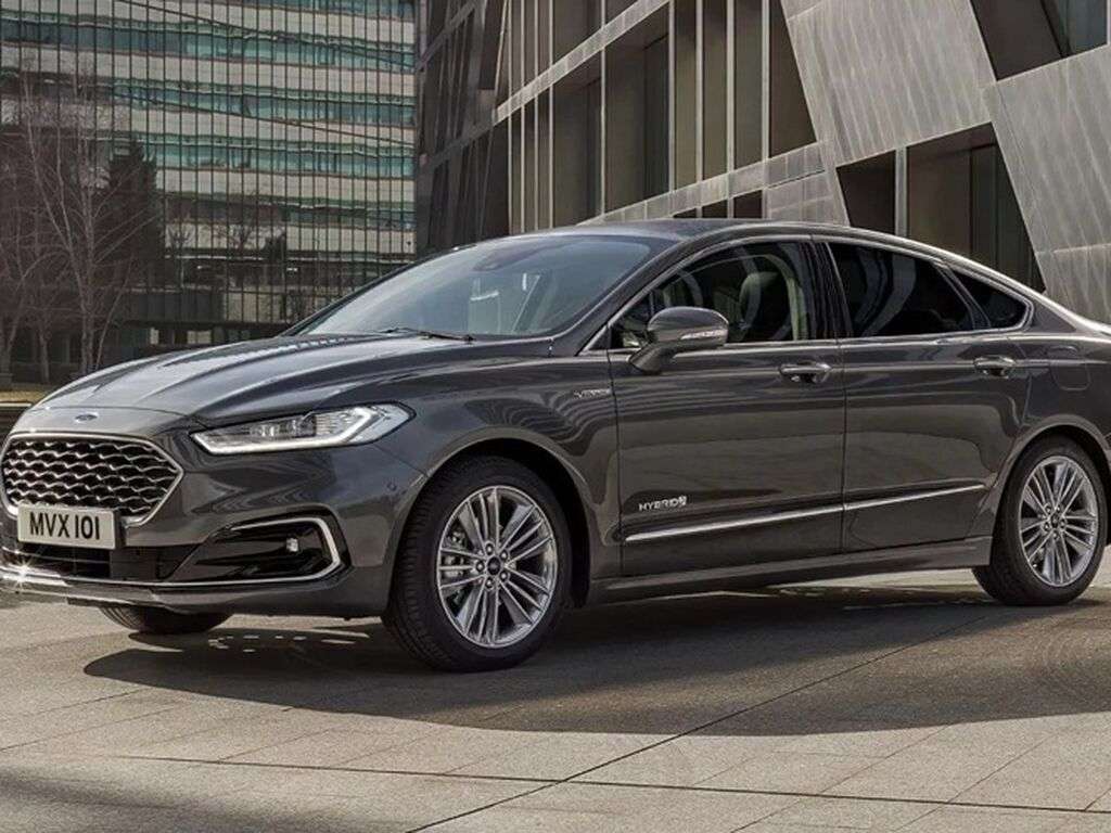 Tapis de coffre pour Ford Mondeo 2019 - 2022