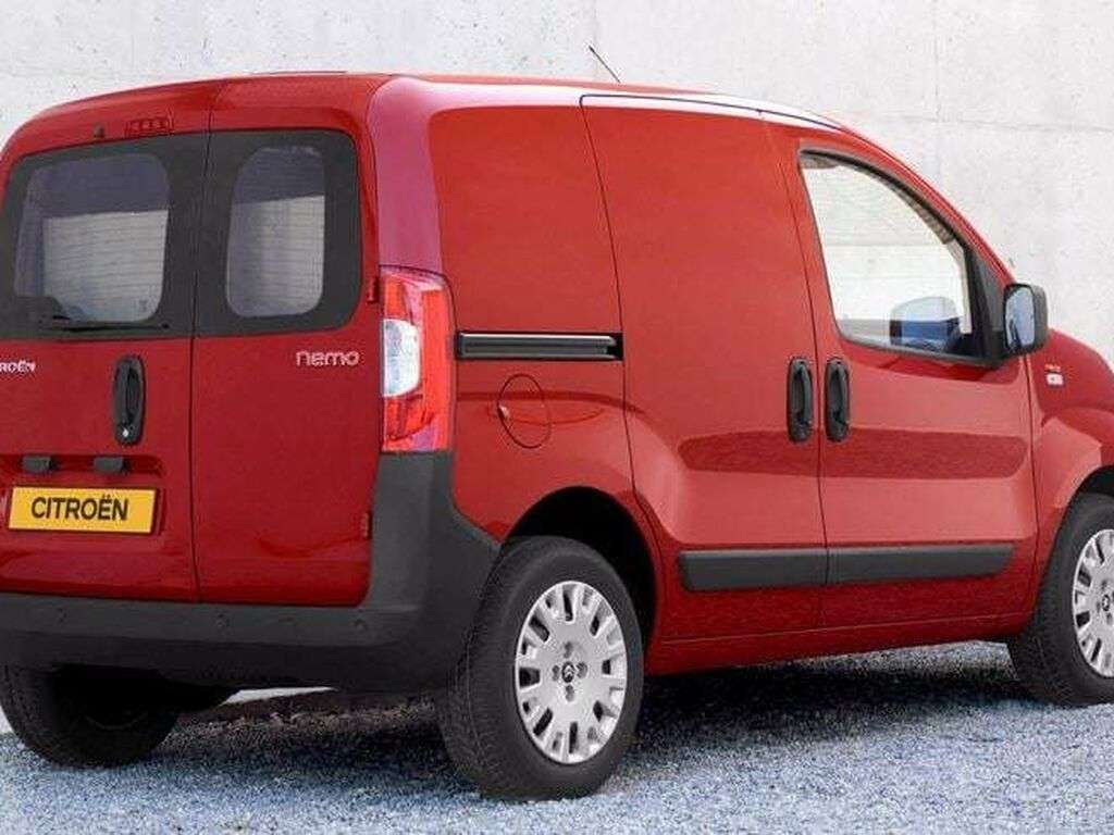 Tapis pour Citroën Nemo 2008 - 2015