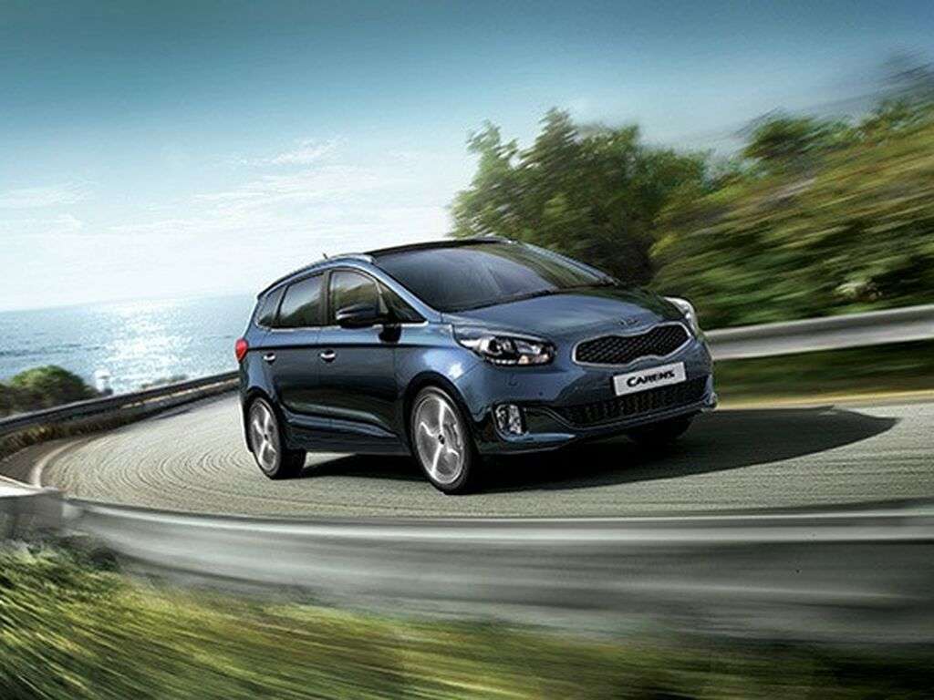 Tapis pour Kia Carens 2013 - 2019