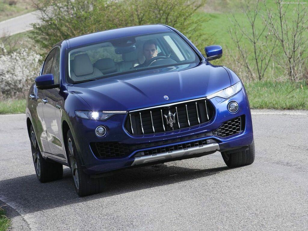 Tapis pour Maserati Levante 2016 - 2024