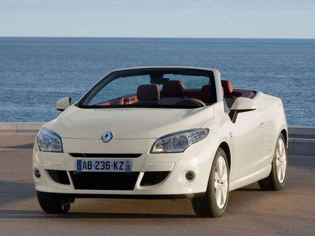 Tapis de coffre pour Renault Megane CC 2010 - 2012