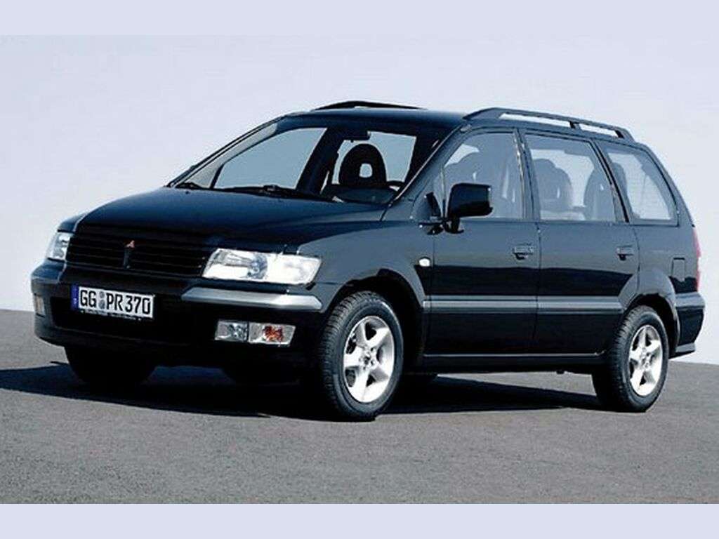 Tapis pour Mitsubishi Space Wagon 1999 - 2004