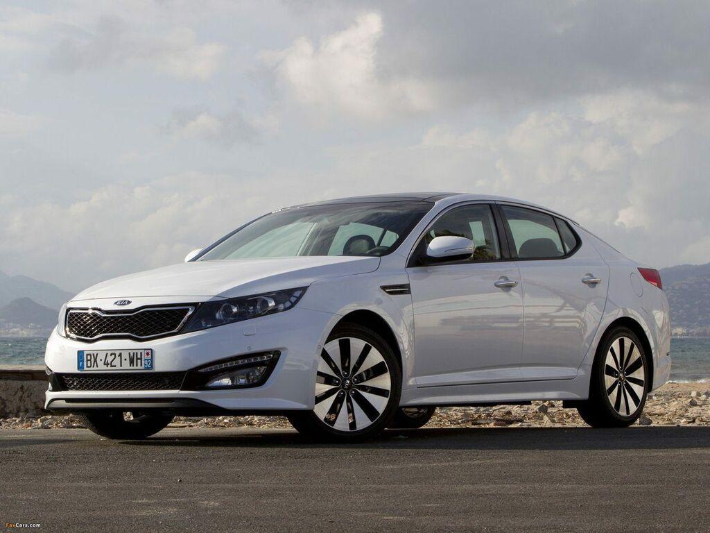 Tapis pour Kia Optima 2010 - 2015