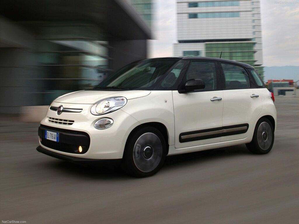 Tapis de coffre pour Fiat 500L 2012 - 2017