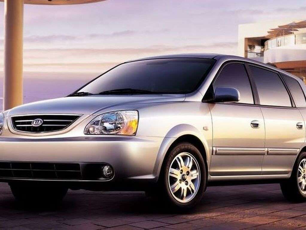 Tapis de coffre pour Kia Carens 2002 - 2006