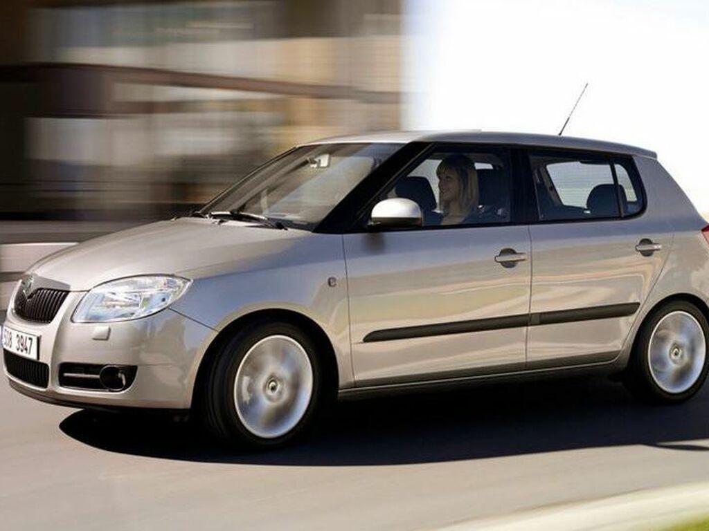 Tapis pour Skoda Fabia 2007 - 2014