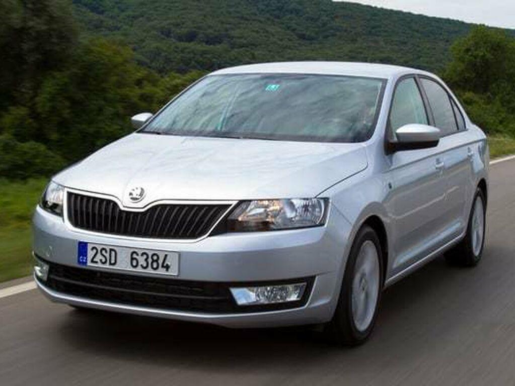 Tapis pour Skoda Rapid 2012 - 2019