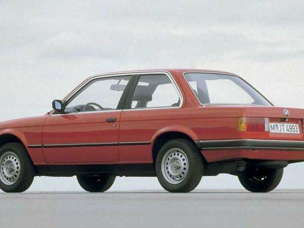 Tapis de coffre pour BMW Série 3 E30 1983 - 1994