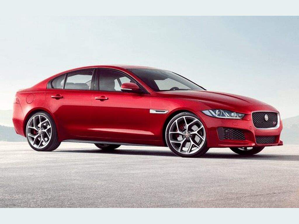 Tapis pour Jaguar XE 2015 - 2024