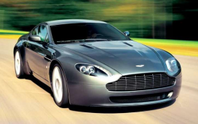 Tapis Aston Martin  V8 Vantage. 