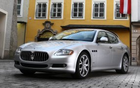Tapis pour Maserati Quattroporte  V