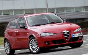Tapis pour Alfa Romeo 147